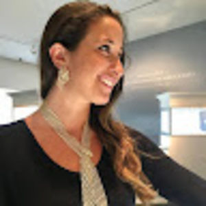 Meet your Posher, Joelle